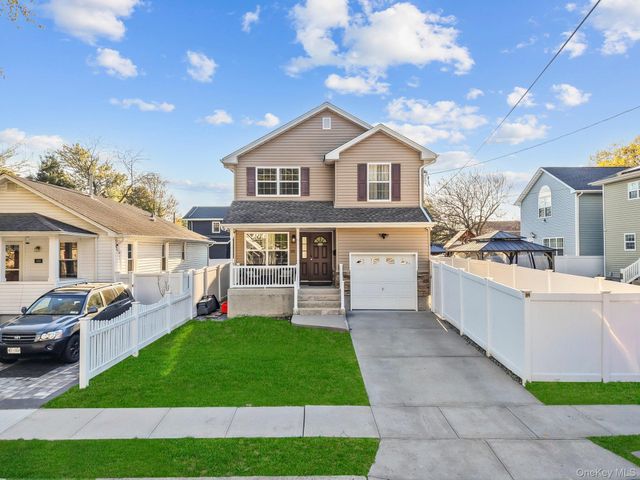 556 Park Avenue, West Hempstead, NY 11552