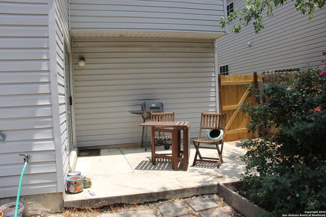 39 Latrobe Post, San Antonio, TX 78240