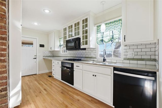 5847 Harrison Street, Kansas City, MO 64110