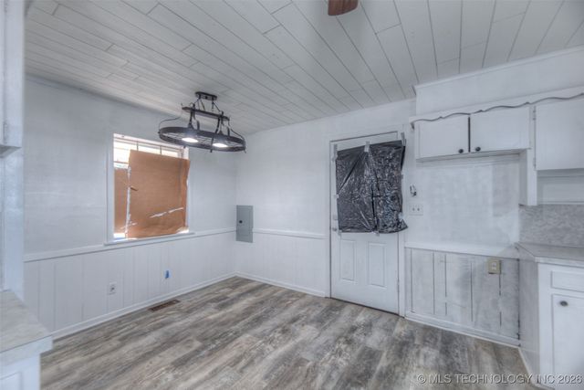 14205 E 11th Street, Tulsa, OK 74108