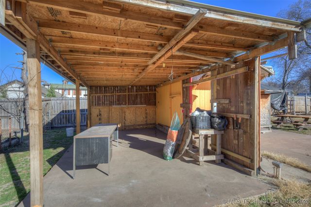 14205 E 11th Street, Tulsa, OK 74108