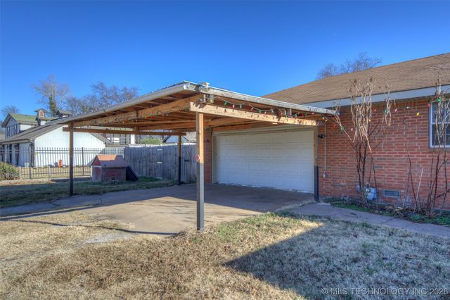 14205 E 11th Street, Tulsa, OK 74108