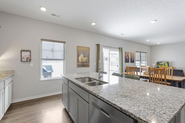 408 Jameson Lane, Newark, OH 43055