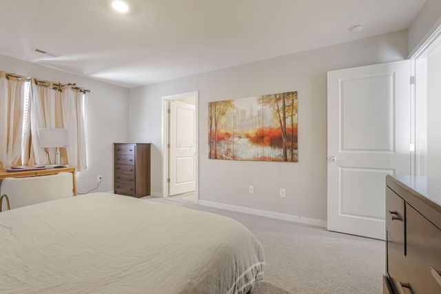 408 Jameson Lane, Newark, OH 43055