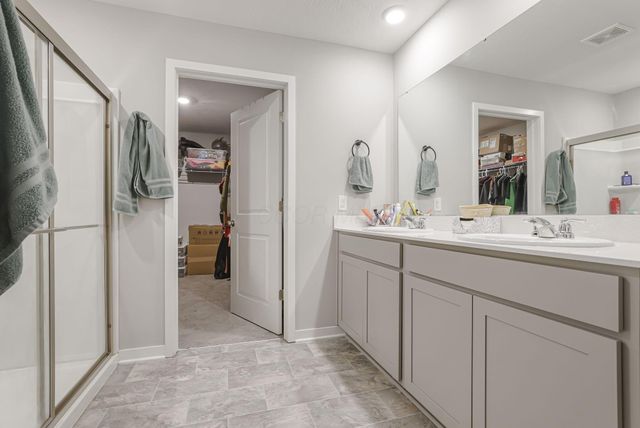 408 Jameson Lane, Newark, OH 43055