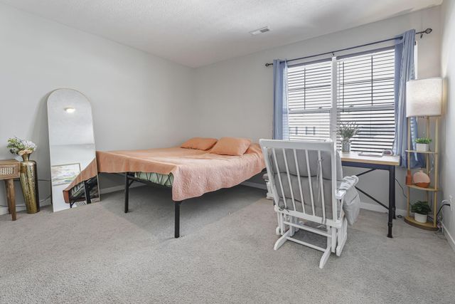 408 Jameson Lane, Newark, OH 43055