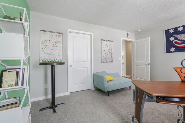 408 Jameson Lane, Newark, OH 43055