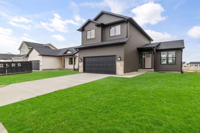 4302 NE 3rd Street, Ankeny, IA 50021