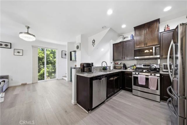 14685 Sherman, Van Nuys, CA 91405