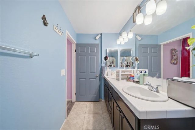14685 Sherman, Van Nuys, CA 91405