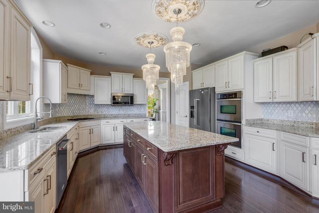 24531 FISHERMANS POND CT, Aldie, VA 20105
