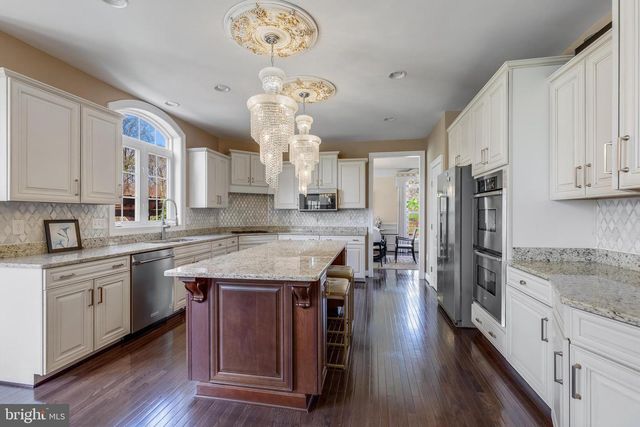 24531 FISHERMANS POND CT, Aldie, VA 20105