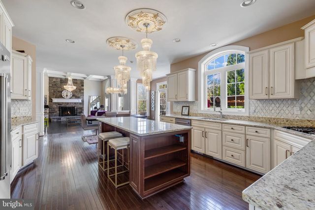 24531 FISHERMANS POND CT, Aldie, VA 20105