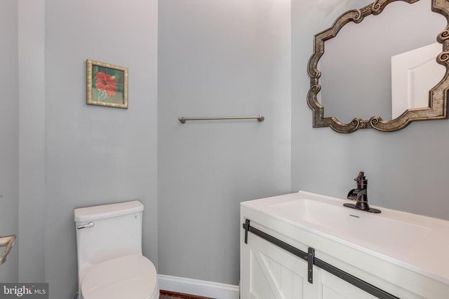 24531 FISHERMANS POND CT, Aldie, VA 20105