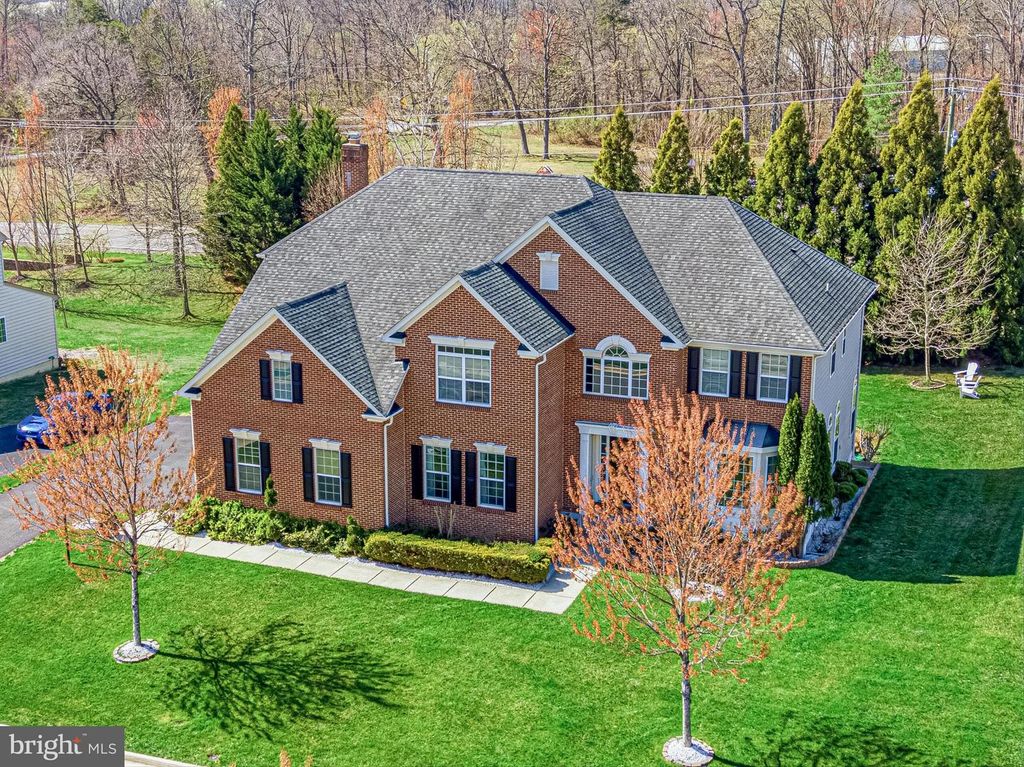 24531 FISHERMANS POND CT, Aldie, VA 20105