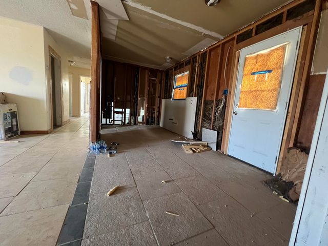 1804 E 1st Place, Lubbock, TX 79403