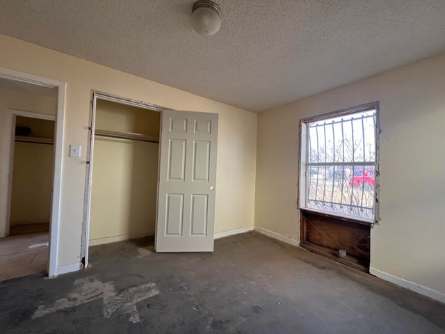 1804 E 1st Place, Lubbock, TX 79403