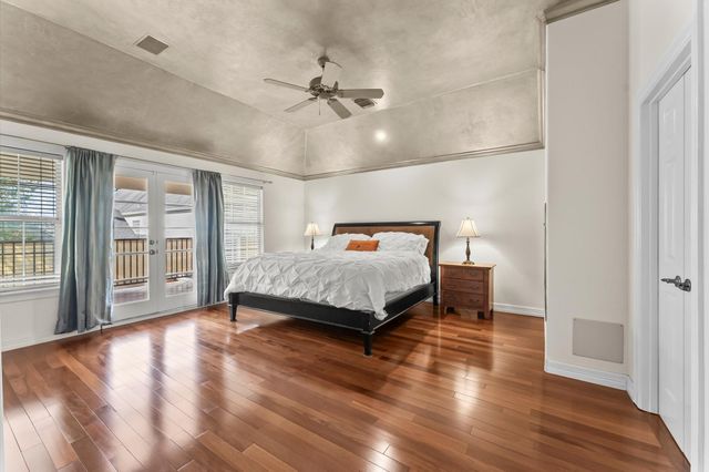 1135 Bayou Island Drive, Houston, TX 77063