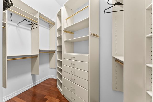 1135 Bayou Island Drive, Houston, TX 77063