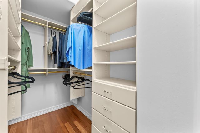 1135 Bayou Island Drive, Houston, TX 77063