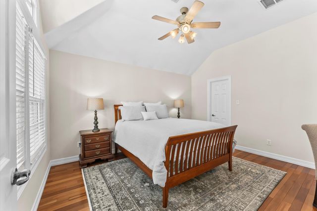 1135 Bayou Island Drive, Houston, TX 77063