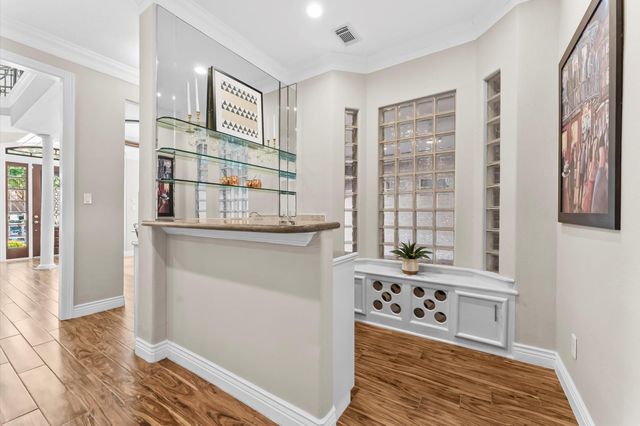 1135 Bayou Island Drive, Houston, TX 77063