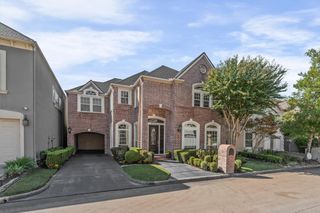 1135 Bayou Island Drive, Houston, TX 77063