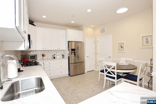 3214 Warrens Way, Wanaque, NJ 07465