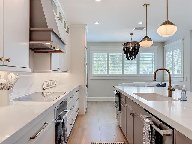 2918 GULF DRIVE, Bradenton Beach, FL 34217