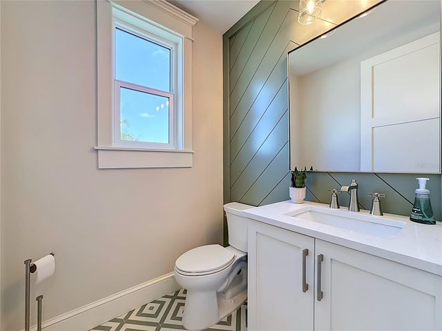 2918 GULF DRIVE, Bradenton Beach, FL 34217