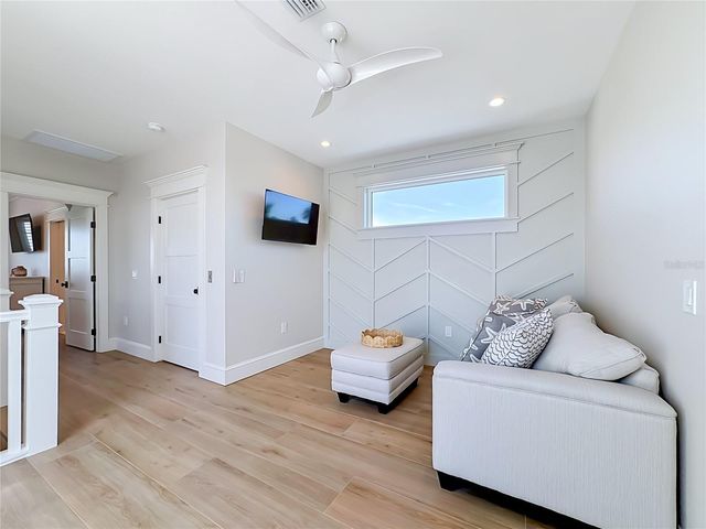 2918 GULF DRIVE, Bradenton Beach, FL 34217