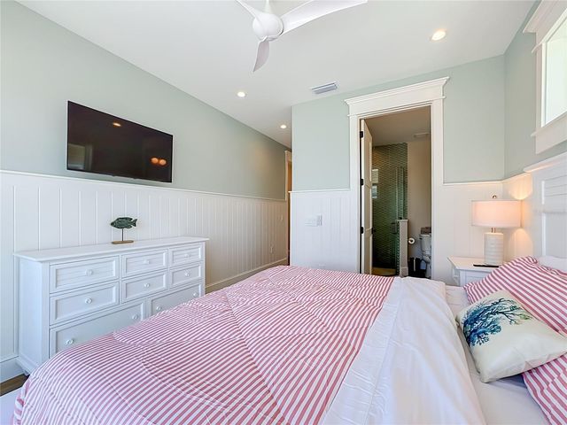2918 GULF DRIVE, Bradenton Beach, FL 34217