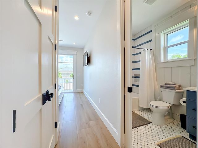2918 GULF DRIVE, Bradenton Beach, FL 34217