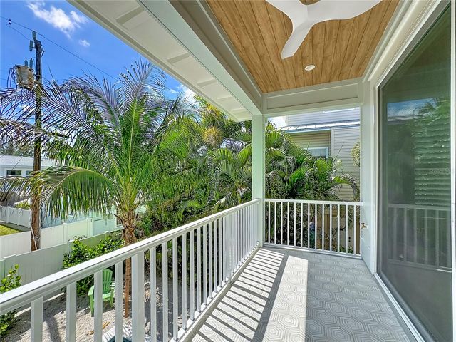 2918 GULF DRIVE, Bradenton Beach, FL 34217