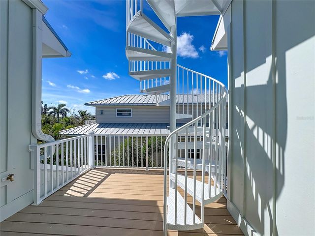 2918 GULF DRIVE, Bradenton Beach, FL 34217