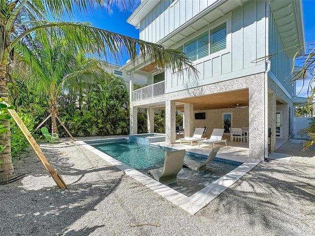 2918 GULF DRIVE, Bradenton Beach, FL 34217