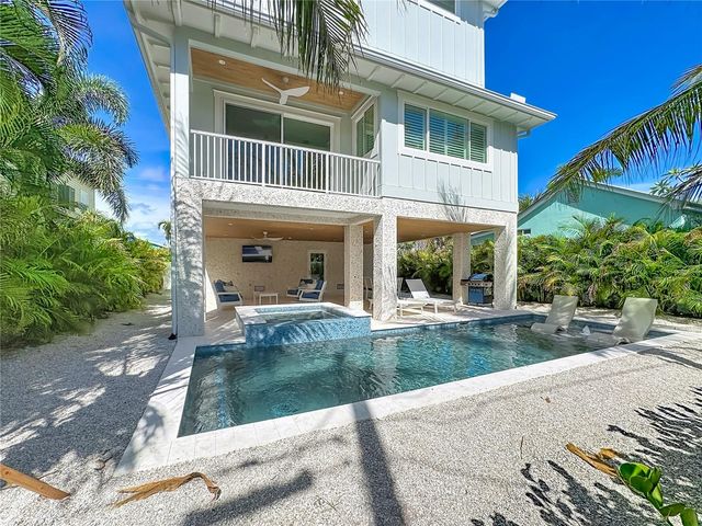 2918 GULF DRIVE, Bradenton Beach, FL 34217