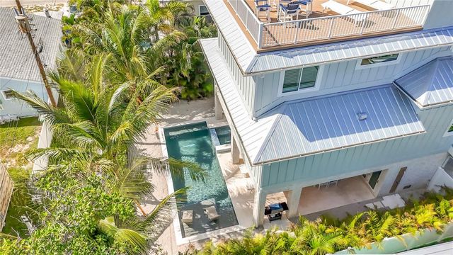 2918 GULF DRIVE, Bradenton Beach, FL 34217