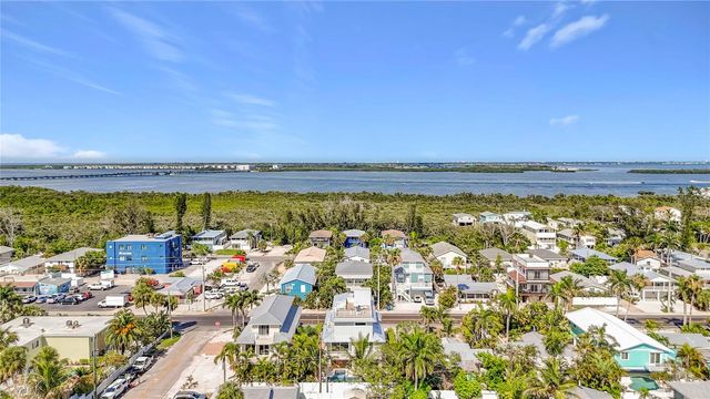 2918 GULF DRIVE, Bradenton Beach, FL 34217