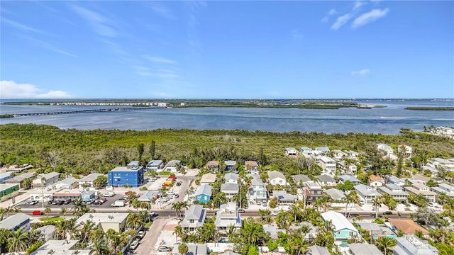 2918 GULF DRIVE, Bradenton Beach, FL 34217