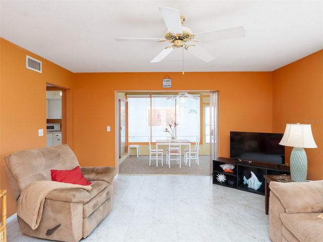 3816 ROXANE BLVD 158, Sarasota, FL 34235