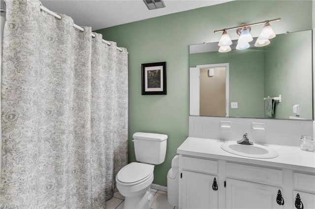 5341 Leesa Drive, Clemmons, NC 27012