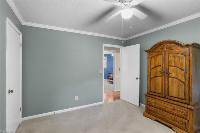 5341 Leesa Drive, Clemmons, NC 27012
