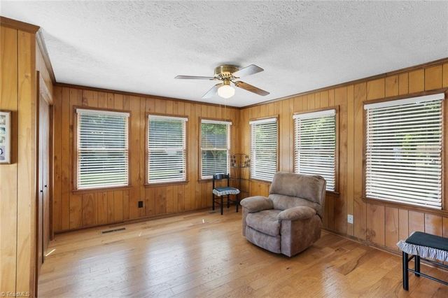 5341 Leesa Drive, Clemmons, NC 27012