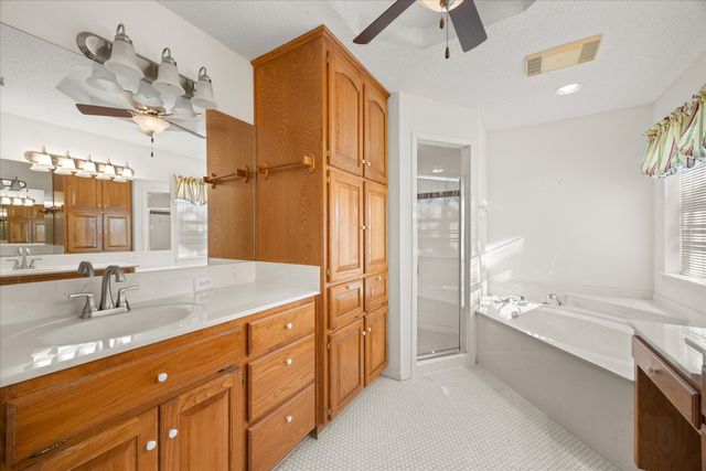 3100 Durant Court, Granbury, TX 76049