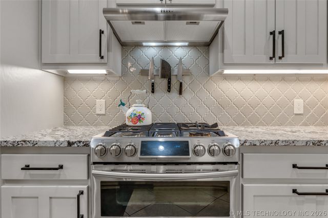 4808 E 142nd Place, Bixby, OK 74008