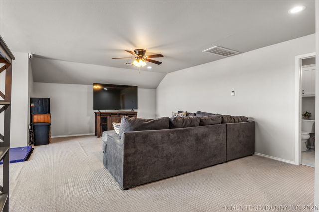 4808 E 142nd Place, Bixby, OK 74008