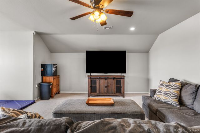 4808 E 142nd Place, Bixby, OK 74008