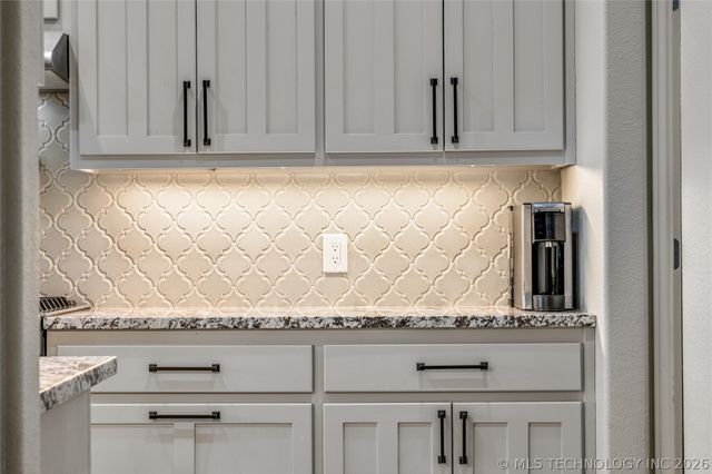 4808 E 142nd Place, Bixby, OK 74008