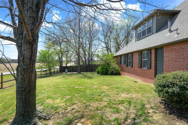 4808 E 142nd Place, Bixby, OK 74008